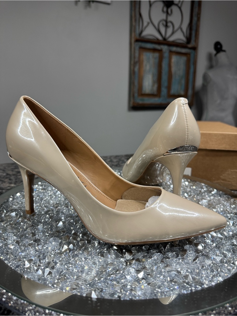 Calvin Klein Nude Patent Pointed-Toe Heels NEW 9.5